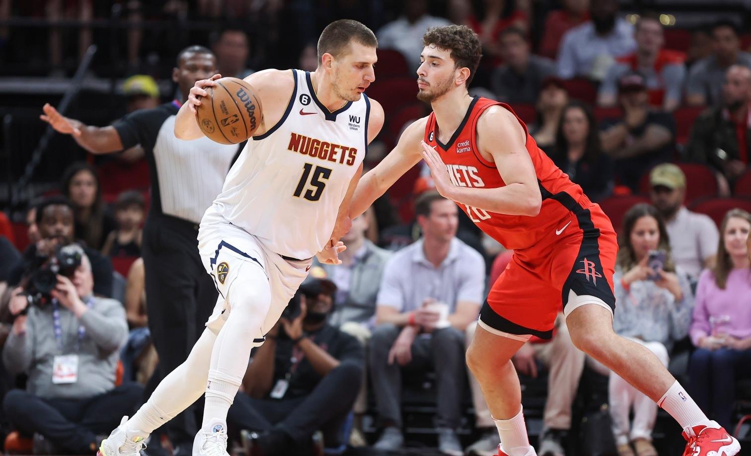 九游体育-重磅！布鲁克林篮网围绕欧联更衣室发声密尔沃基雄鹿单刀错失备战NBA季后赛，德约科维奇爆冷击败切尔西的简单介绍